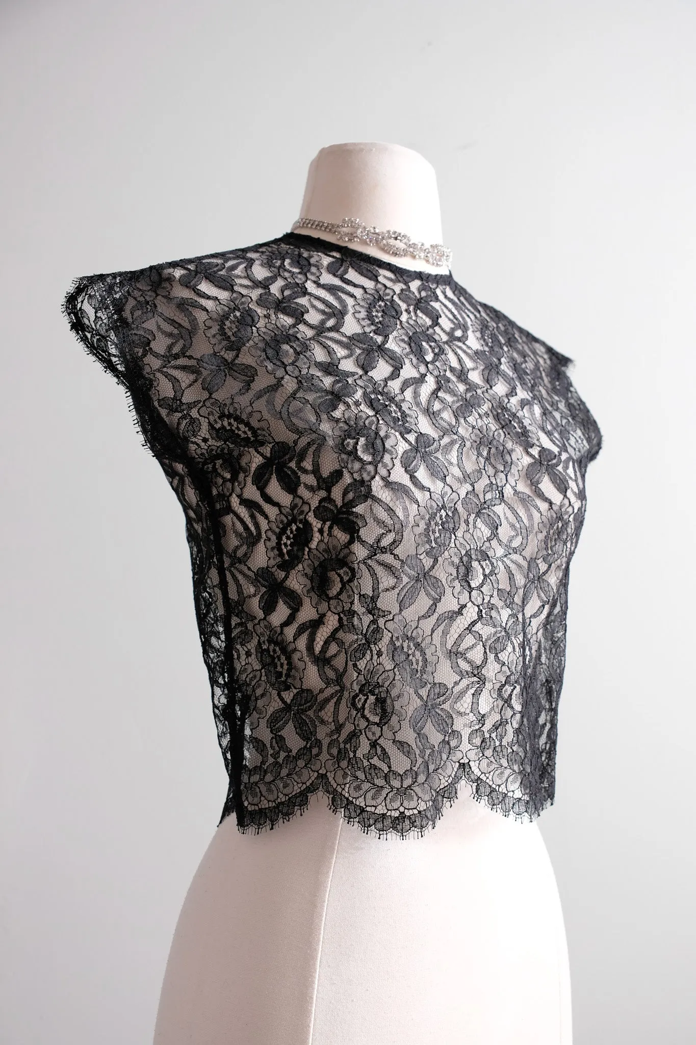 Adorable 1950's Sheer Black Lace Top / Sz S